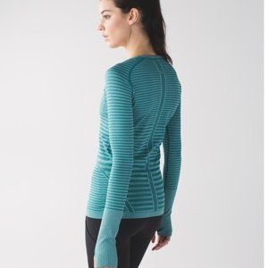 Lululemon Swiftly Tech Long-Length Crew in Heathered Forage Teal